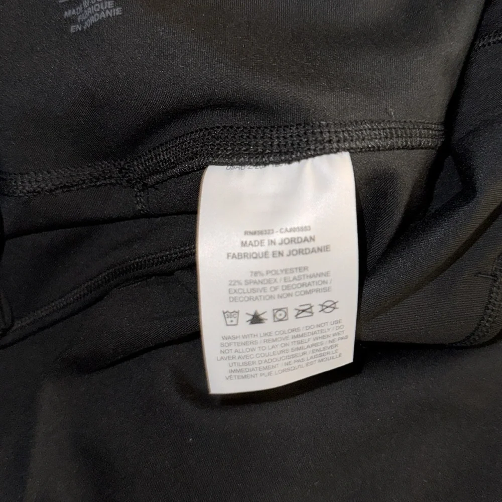 Nike High-Waisted Leggings - Picture 5 of 5
